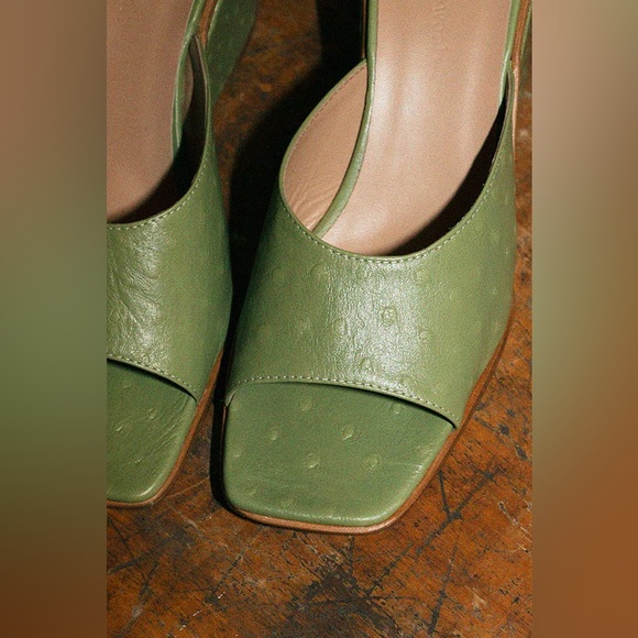 Paloma Wool Slip On Wedge - Picture 2 of 6